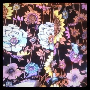 Fun Floral Short Shorts